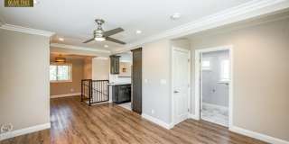Fully Updated Spacious Studio Above Garages in Pasadena! Gallery 6