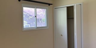 3 Bedrooms One Floor Ranch House with 2 car attached garage in Lyndhurst Gallery 24