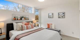 Modern Beacon Hill Townhome | Rooftop Deck with City Views Gallery 18