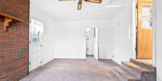 3 Bedroom 1 1/2 Bath Home For Rent Near Madison Street! Gallery 23