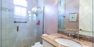 ***PELICAN BAY CRESCENT SEASONAL RENTAL***3 BED 2.5 BATH***2 CAR GARAGE***EXCELLENT LOCATION*** Gallery 19