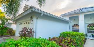 ***2 BED + DEN/2 BATH - UNFURNISHED POOL HOME***CLOSE TO MERCATO***MARKER LAKE***HIDDEN GEM***QUIET COMMUNITY*** Gallery 1