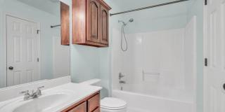 Spacious 4BR 4BA House in Tulsa Gallery 20