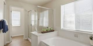 SPACIOUS & CLEAN 2 STORY, 4 BEDROOM, 2.5 BATH IN NATOMAS Gallery 33