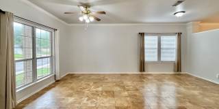 Beautiful 4 Bedroom Home in Gated Community! Gallery 7