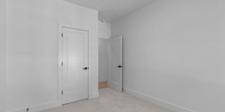 **OFFERING REFUNDABLE APPLICATION FEES & $200 MOVE IN PROMOTION** New Construction 3BD, 3.5BA End-Unit Raleigh Townhome with a Large Upstairs Bonus Room & Full Bathroom Inside the Beltline Near Lake J Gallery 32