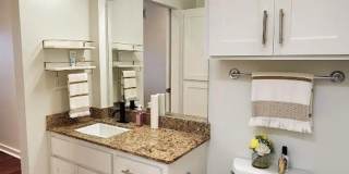 Amazing 2 Bed 2 Bath Condo in The Lofts at Maywood Park Downtown OKC Gallery 17
