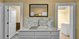 FULLY FURNISHED & BEAUTIFULLY REMODELED CLASSIC HOME NEAR UNR WITH UNBEATABLE I-80 ACCESS Gallery 8