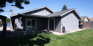 Charming 3-Bedroom Home in Manteca with Solar & Tesla Charger Gallery 23