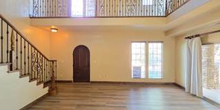 Three Bedroom Town home in Tuscan Hills Gallery 5