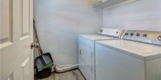 2108 S 6th Street Gallery 17