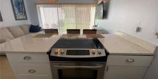 3121 LONGMEADOW Gallery 11