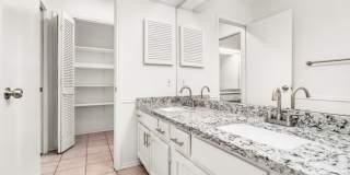2535 Wilderness Hill Gallery 19