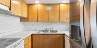 Spacious & Central: 1,900 Sq. Ft. Bremerton Home with Large Workshop Gallery 16
