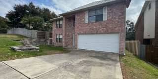 Texas Size Home!! Featuring over 3200 sq ft Gallery 1