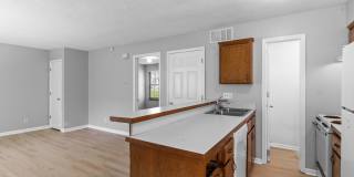 Creekside Gallery 16