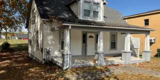 Maryville 37804 - 3 bedroom, 1 bath duplex - Contact Tim Tipton 865-806-7255 Gallery 1