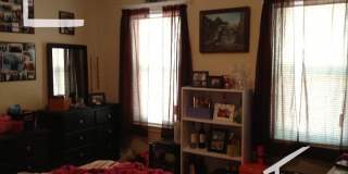 Charming 5 Bedroom-No Broker Fee Gallery 4