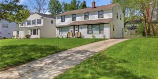 2056 Laurel Hill Drive Gallery 2