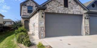 4925-4927 Sanger Circle Drive Gallery 1