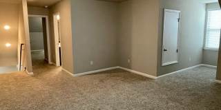 Beautiful 4 bed 3 bath in Deer Creek Schools! Gallery 22