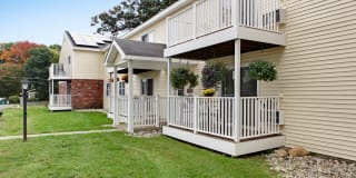 Saratoga Garden Apartments Gallery 5