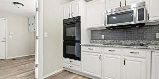 8610 Meadowood Circle Gallery 8