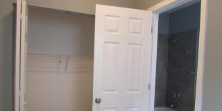 2735 CHESTERFIELD AVE Gallery 20
