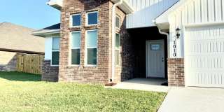 1010 Pink Lady Place Gallery 1
