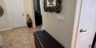 GORGEOUS SINGLE FAMILY HOME, PROFESSIONALLY DECORATED, FULLY FURNISHED GORGEOUS SINGLE FAMILY HOME, PROFESSIONALLY DECORATED, FULLY FURNISHED Gallery 3