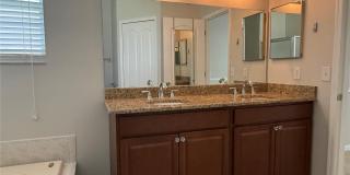 12521 SPARKLEBERRY Road Gallery 25