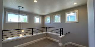 Elegant South Cooper Mountain Home with 4 Bedrooms, Bonus Room, Main-Level Suite & Designer Finishes Gallery 31