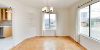 Bright Corner Home with Family Room, Yard & Laundry in Prime Sunset Location! Gallery 9