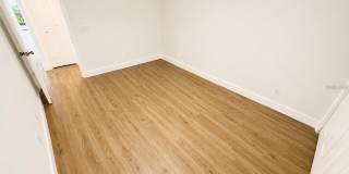 4702 SUTTON Terrace Gallery 19