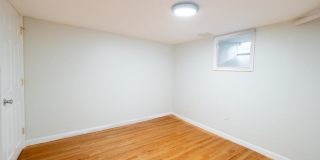 12 Adella Pl. Gallery 6