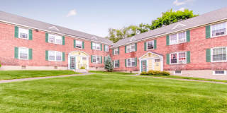 Schuyler Place Gallery 16