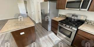 Welcome home! Outstanding Salem location! Gallery 9