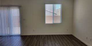 8056 Kings Guard Street Gallery 13