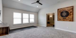 3521 Camden Court Gallery 27