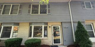 2 Bedroom 1.5 Bathroom Townhouse Gallery 1