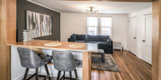 18 Riverside Avenue Gallery 1