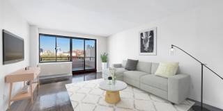 181 Seventh Avenue Gallery 1