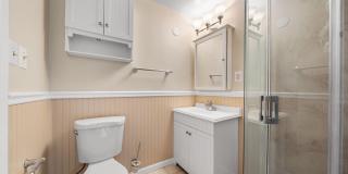 222 APPLE BLOSSOM Court Gallery 38