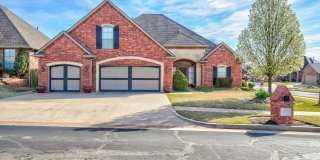 Bright & Spacious 3-Bed, 3.5 Bath Corner-Lot Home in Deer Creek Schools with Chef’s Kitchen & Bonus Room Gallery 1