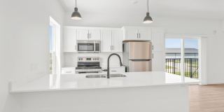 Brand New Condo 3bd 2.5 ba for RENT!! Gallery 1