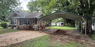 Elegant, well maintained home in a quiet neighborhood Elegant, well maintained home in a quiet neighborhood Gallery 1