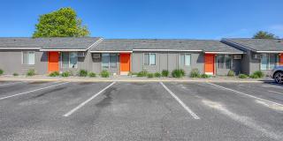 North Trace Village Apartments Gallery 16