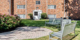 Colonial Garden Gallery 1