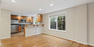 Spacious Greenwood Townhome - New Paint, Carpet and Water Heater!! Gallery 17
