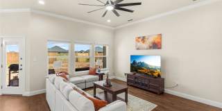 7611 Hudson Way Gallery 32